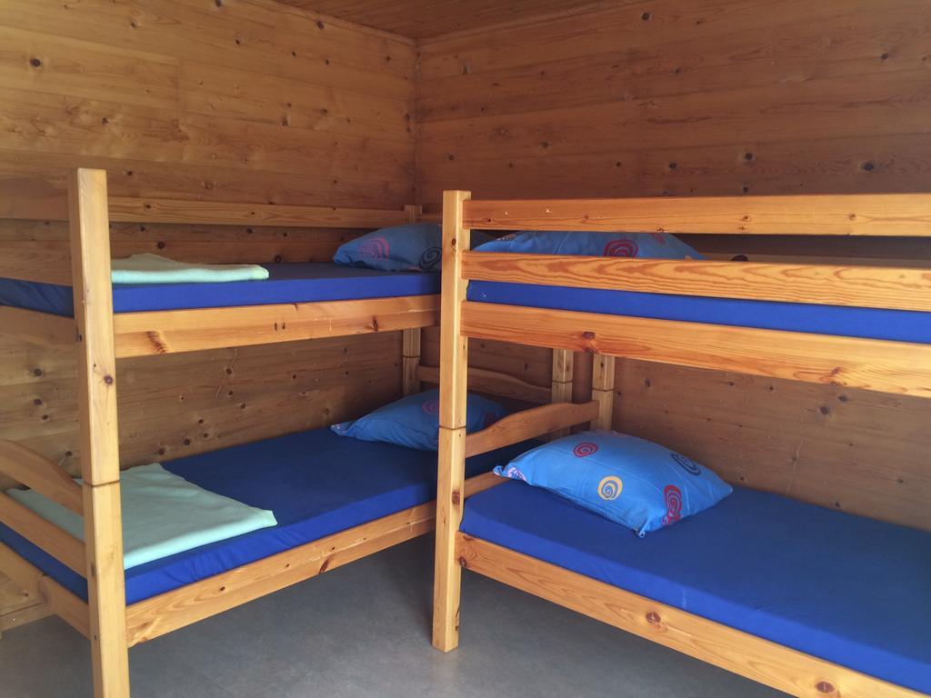 Gruppenhaus Rosy Hostel Grächen Δωμάτιο φωτογραφία